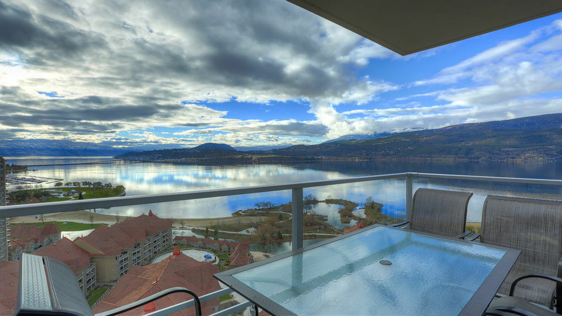STR B0002 - Unit 1807 - 1075 Sunset Drive Kelowna BC