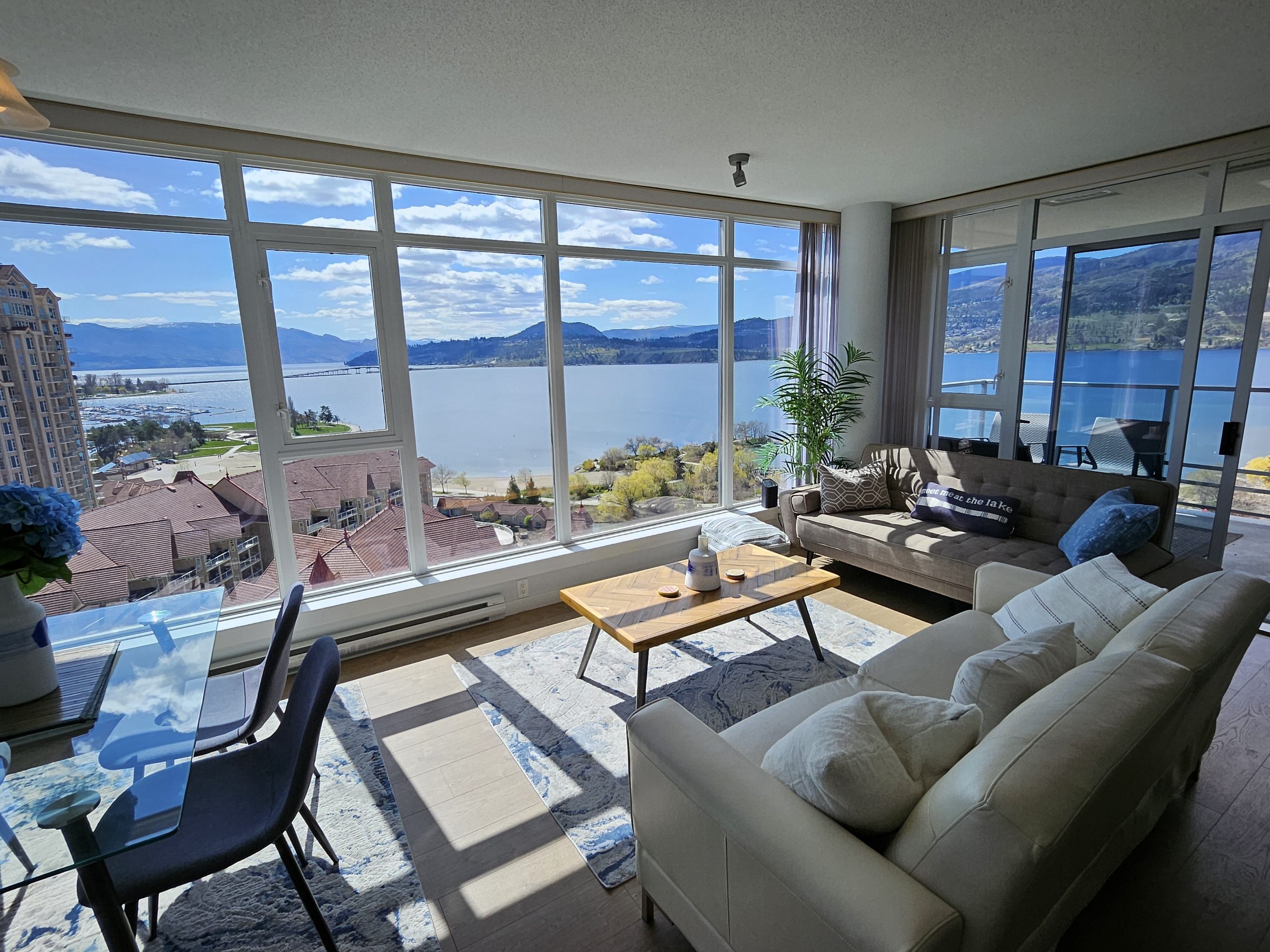 Unit 1807 - 1075 Sunset Drive